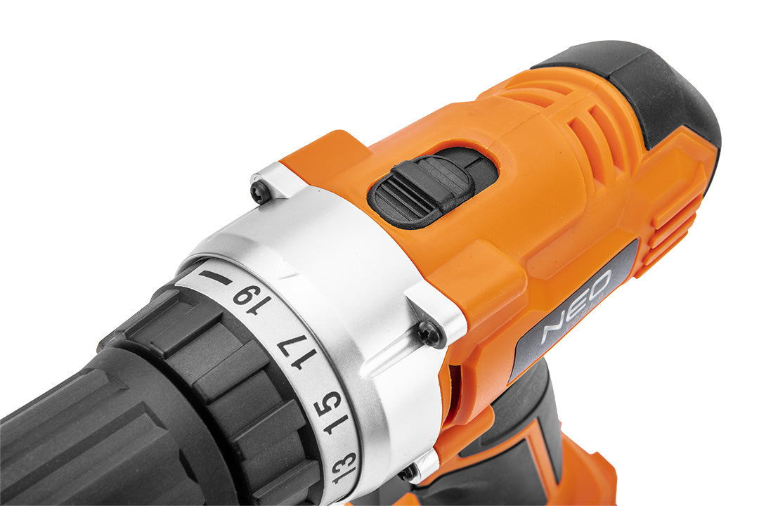 Sada elektrického náradia v taške, 18V vŕtačka/prístroj, 18V baterka, 4Ah akumulátor, nabíjačka, Termoska od NEO TOOLS nájdeš na naravis.sk