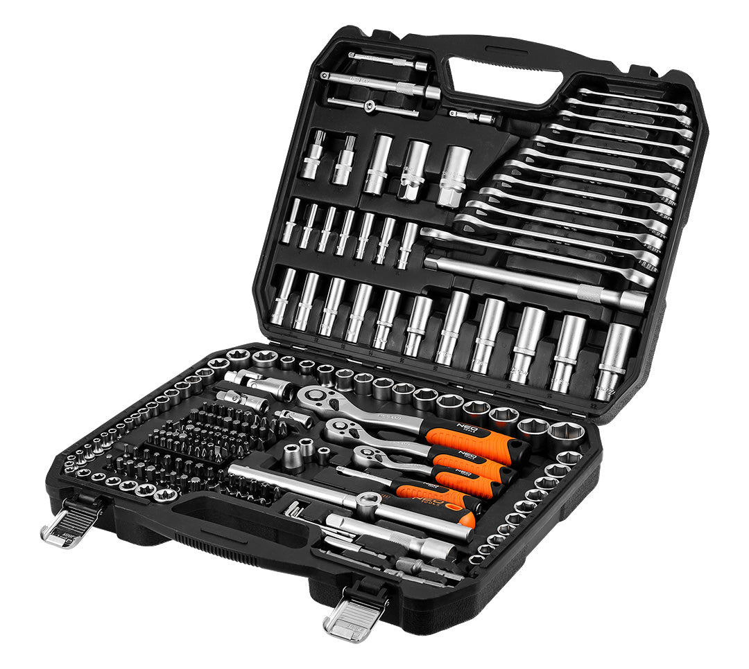 Sada nástrčných kľúčov 1/2", 3/8", 1/4", 220 ks. , saténová od NEO TOOLS nájdeš na naravis.sk