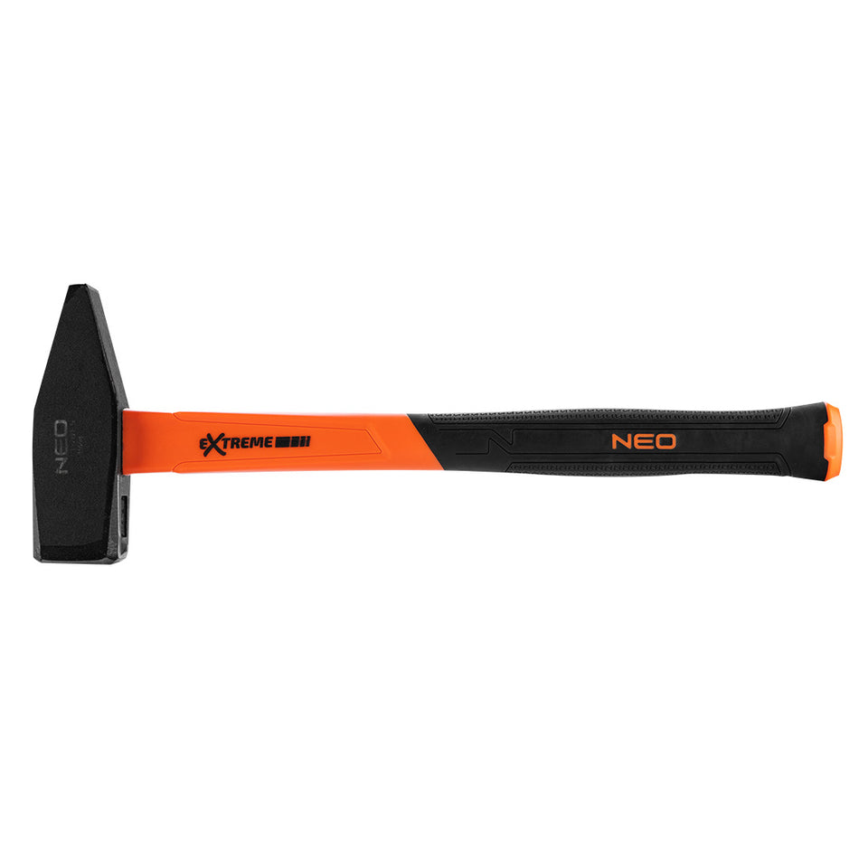 Zámočnícke kladivo 1000 g, rukoväť zo sklenených vlákien od NEO TOOLS nájdeš na naravis.sk
