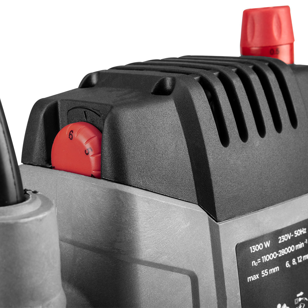 Hornovretenová frézka 1300W, skľučovadlo 6-12 mm od GRAPHITE nájdeš na naravis.sk