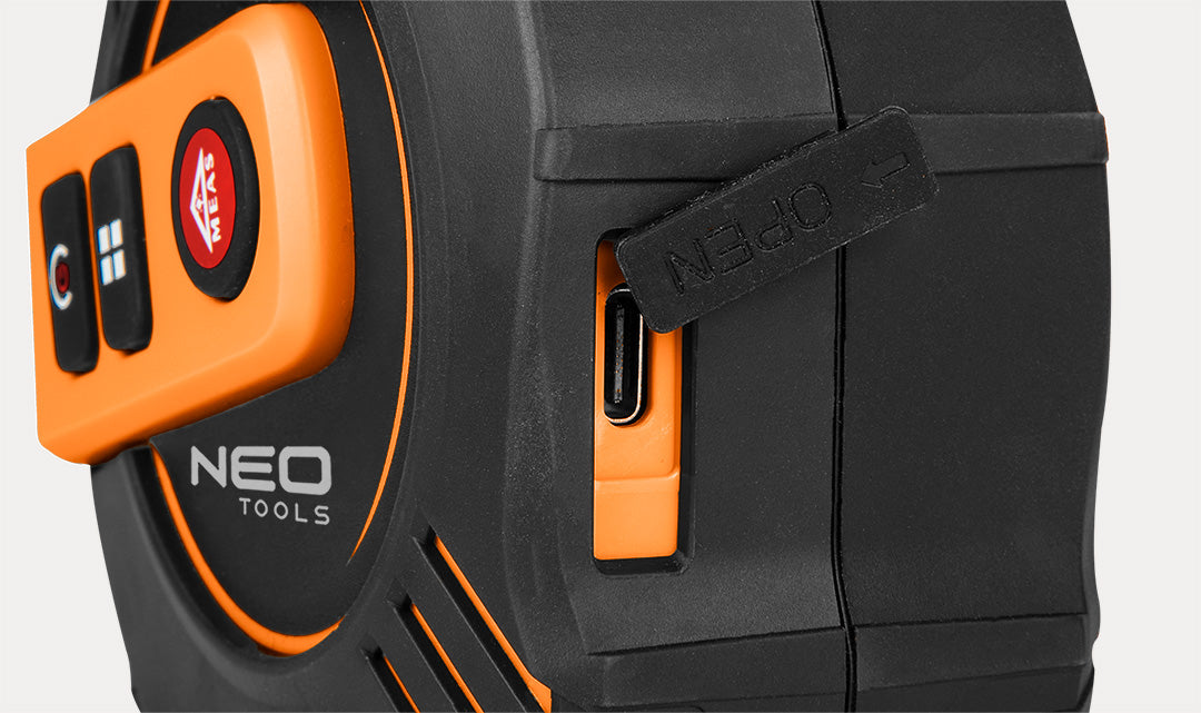 Laserový merač vzdialenosti s výsuvným meracím pásom od NEO TOOLS nájdeš na naravis.sk