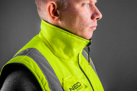 Pracovná vesta, obojstranná s jednou stranou reflexnou, veľkosť L/52 od NEO TOOLS nájdeš na naravis.sk