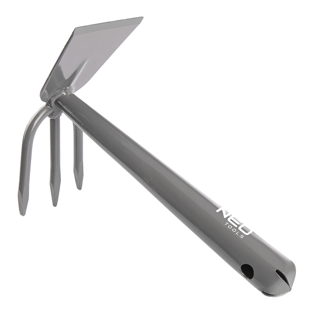 Malá obojstranná motyka od NEO TOOLS nájdeš na naravis.sk